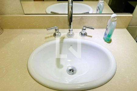 Casa de condomínio para alugar com 185m², 3 quartos e 2 vagasQuarto 1