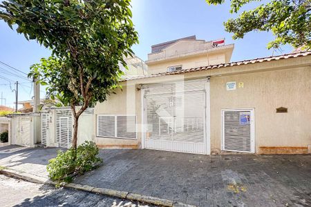 Casa de condomínio para alugar com 185m², 3 quartos e 2 vagasFachada