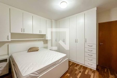 Casa de condomínio para alugar com 185m², 3 quartos e 2 vagasQuarto 2