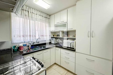 Casa de condomínio para alugar com 185m², 3 quartos e 2 vagasCozinha