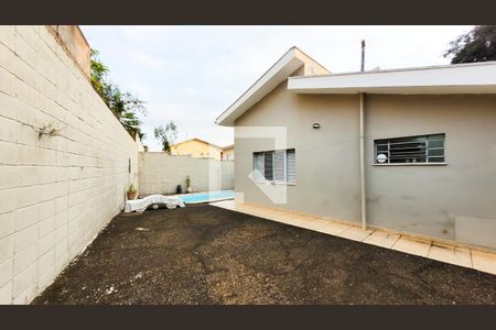 Casa à venda com 650m², 4 quartos e 3 vagas Casa à venda com 650m², 4 quartos e 3 vagasÁrea externa