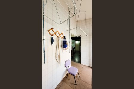 Casa à venda com 650m², 4 quartos e 3 vagas Casa à venda com 650m², 4 quartos e 3 vagasLavanderia