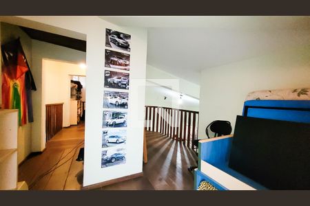 Casa à venda com 650m², 4 quartos e 3 vagas Casa à venda com 650m², 4 quartos e 3 vagasQuarto 3