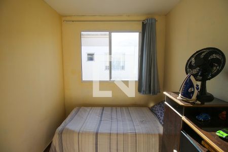 Quarto 2 de apartamento para alugar com 2 quartos, 38m² em Jardim das Oliveiras, Itaquaquecetuba