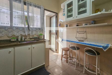 Apartamento para alugar com 96m², 2 quartos e 2 vagasCozinha