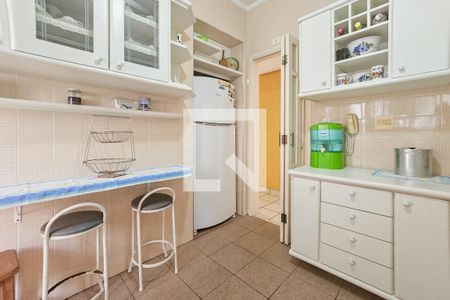 Apartamento para alugar com 96m², 2 quartos e 2 vagasCozinha