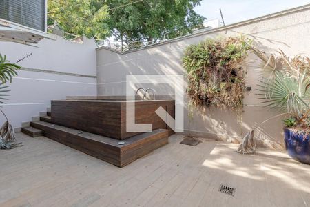 Casa de condomínio à venda com 280m², 3 quartos e 2 vagasQuintal