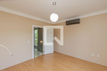 Casa de condomínio à venda com 280m², 3 quartos e 2 vagasSuíte 2