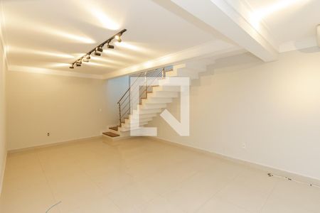 Casa de condomínio à venda com 280m², 3 quartos e 2 vagasSalão