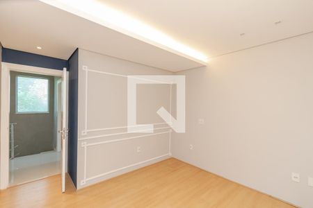 Casa de condomínio à venda com 280m², 3 quartos e 2 vagasSuíte 3