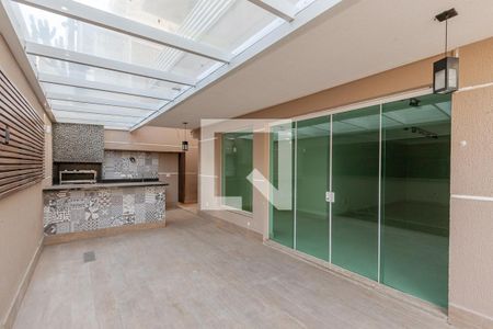 Casa de condomínio à venda com 280m², 3 quartos e 2 vagasQuintal