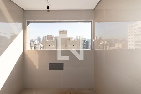 Apartamento à venda com 160m², 3 quartos e 3 vagas Apartamento à venda com 160m², 3 quartos e 3 vagasÁrea de Serviço