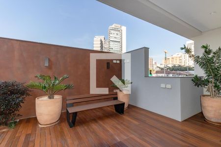 Apartamento à venda com 160m², 3 quartos e 3 vagas Apartamento à venda com 160m², 3 quartos e 3 vagasÁrea comum - Academia