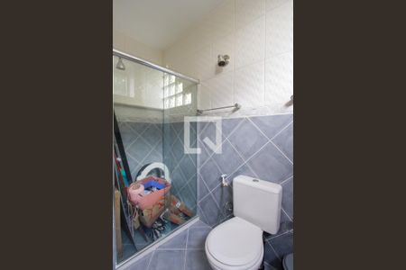 Casa de condomínio à venda com 600m², 6 quartos e 2 vagas Casa de condomínio à venda com 600m², 6 quartos e 2 vagasBanheiro