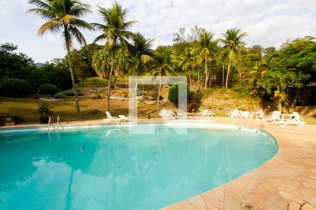 Casa de condomínio à venda com 600m², 6 quartos e 2 vagas Casa de condomínio à venda com 600m², 6 quartos e 2 vagasÁrea comum - Piscina