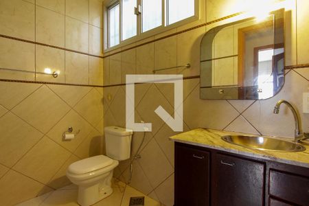 Casa de condomínio à venda com 600m², 6 quartos e 2 vagas Casa de condomínio à venda com 600m², 6 quartos e 2 vagasBanheiro