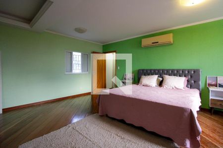 Casa de condomínio à venda com 600m², 6 quartos e 2 vagas Casa de condomínio à venda com 600m², 6 quartos e 2 vagasQuarto 4 suíte