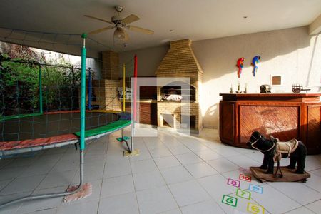 Casa de condomínio à venda com 600m², 6 quartos e 2 vagas Casa de condomínio à venda com 600m², 6 quartos e 2 vagasChurrasqueira