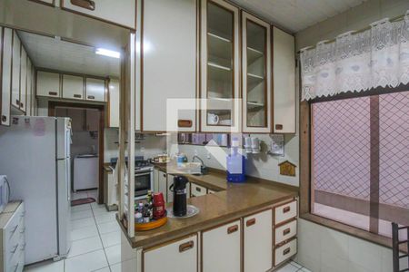 Casa à venda com 350m², 5 quartos e 6 vagasCozinha