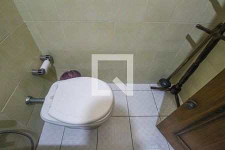 Casa à venda com 350m², 5 quartos e 6 vagasBanheiro