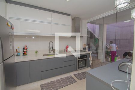 Casa para alugar com 240m², 3 quartos e 4 vagas Casa para alugar com 240m², 3 quartos e 4 vagasCozinha