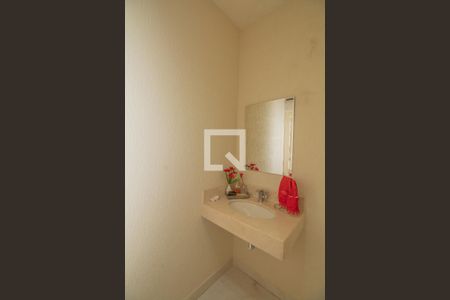 Casa para alugar com 240m², 3 quartos e 4 vagas Casa para alugar com 240m², 3 quartos e 4 vagasBanheiro