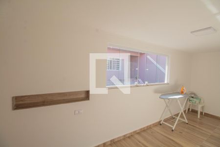 Casa para alugar com 240m², 3 quartos e 4 vagas Casa para alugar com 240m², 3 quartos e 4 vagasQuarto