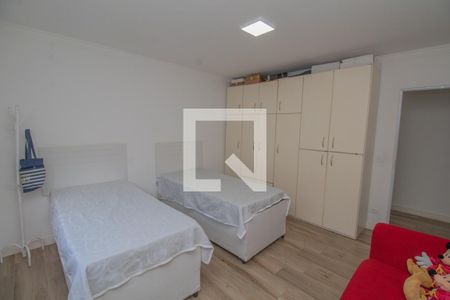 Casa para alugar com 240m², 3 quartos e 4 vagas Casa para alugar com 240m², 3 quartos e 4 vagasQuarto