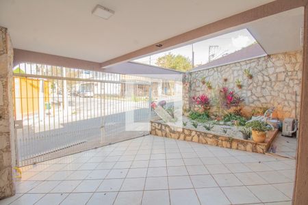 Casa para alugar com 240m², 3 quartos e 4 vagas Casa para alugar com 240m², 3 quartos e 4 vagasGaragem
