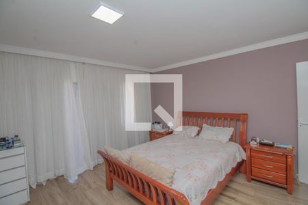 Casa para alugar com 240m², 3 quartos e 4 vagas Casa para alugar com 240m², 3 quartos e 4 vagasQuarto