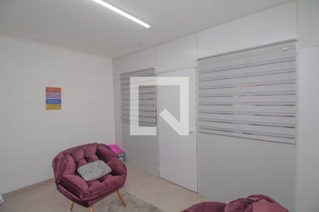 Casa para alugar com 240m², 3 quartos e 4 vagas Casa para alugar com 240m², 3 quartos e 4 vagasQuarto