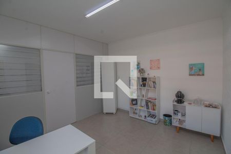 Casa para alugar com 240m², 3 quartos e 4 vagas Casa para alugar com 240m², 3 quartos e 4 vagasQuarto