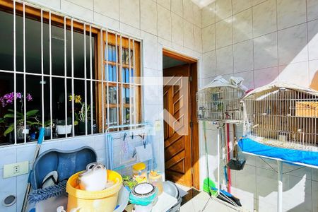 Casa à venda com 218m², 2 quartos e 5 vagas Casa à venda com 218m², 2 quartos e 5 vagasÁrea de Serviço