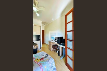 Casa à venda com 218m², 2 quartos e 5 vagas Casa à venda com 218m², 2 quartos e 5 vagasSuíte 2