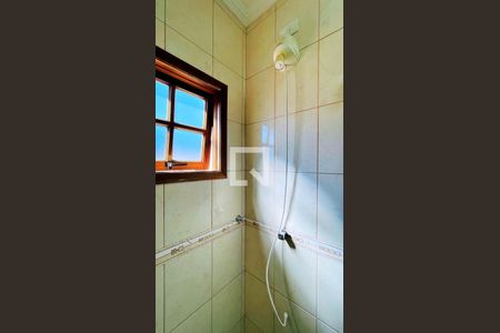 Casa à venda com 218m², 2 quartos e 5 vagas Casa à venda com 218m², 2 quartos e 5 vagasBanheiro da Suíte 2