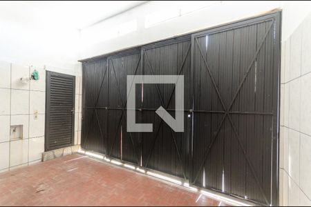 Casa à venda com 435m², 4 quartos e 6 vagasGaragem