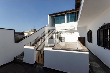 Casa à venda com 435m², 4 quartos e 6 vagasÁrea externa