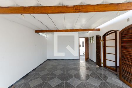 Casa à venda com 435m², 4 quartos e 6 vagasVaranda da suíte