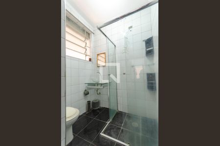 Casa à venda com 435m², 4 quartos e 6 vagasBanheiro