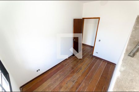 Casa à venda com 435m², 4 quartos e 6 vagasQuarto 2