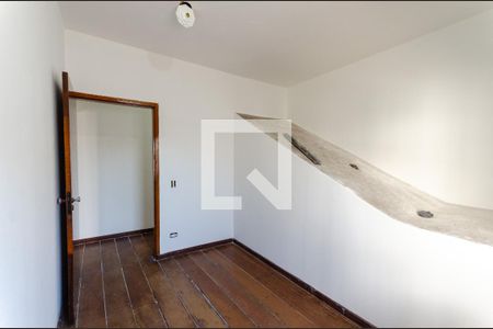 Casa à venda com 435m², 4 quartos e 6 vagasQuarto 2