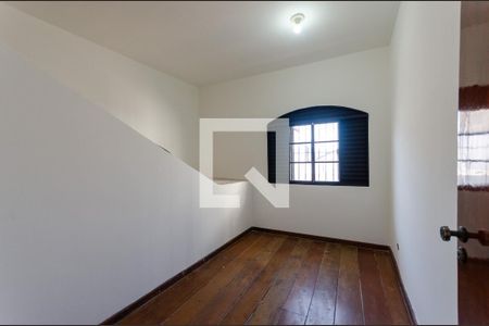 Casa à venda com 435m², 4 quartos e 6 vagasQuarto 2