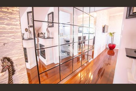 Casa à venda com 240m², 4 quartos e 5 vagasSala