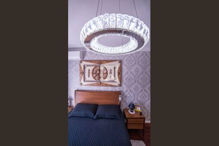 Casa à venda com 240m², 4 quartos e 5 vagasSuíte 1