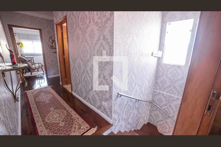 Casa à venda com 240m², 4 quartos e 5 vagasCorredor