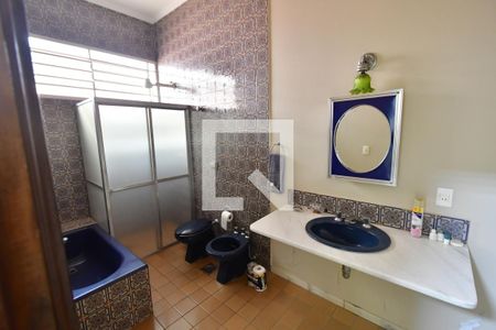 Casa à venda com 345m², 4 quartos e 10 vagasBanheiro Suíte