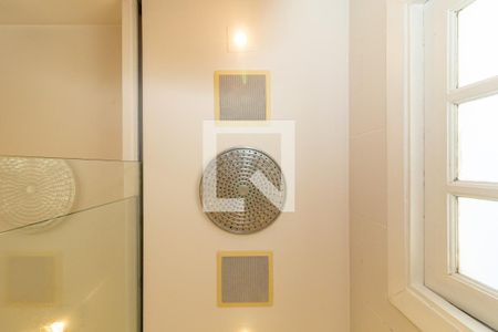 Casa de condomínio à venda com 171m², 2 quartos e 4 vagasBanheiro 1 da Suíte 1