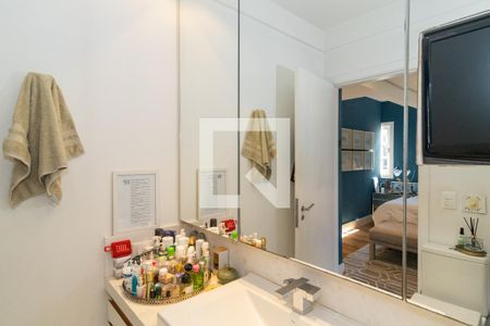 Casa de condomínio à venda com 171m², 2 quartos e 4 vagasBanheiro 1 da Suíte 1