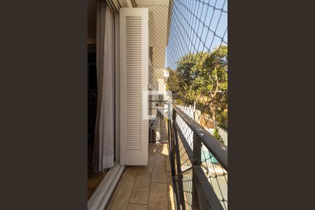 Casa de condomínio à venda com 171m², 2 quartos e 4 vagasVaranda da Suíte 1