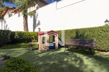 Casa de condomínio à venda com 171m², 2 quartos e 4 vagasÁrea comum - Playground